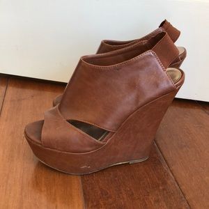 Brown Madden Girl wedges size 7